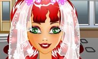Dalla parrucchiera: la sposa